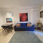 Suite Apartment In Mc Center, 5Min Walk To Casino & The Port And 1Min From Underground Train Station